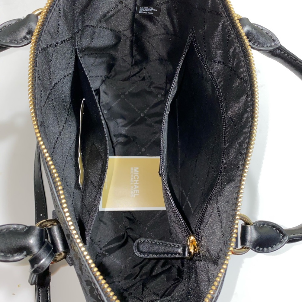 Michael Kors Griffin Satchel M  black leather. - Picture 6 of 11